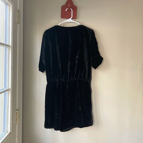 Loft Black Velvet Romper 6 NWOT - Picture 7 of 9